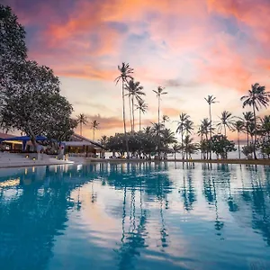 Pegasus Reef - A Beach In Colombo Отель