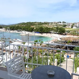  Bed & Breakfast Emaar - Beachfront , Newly Renovated Albania