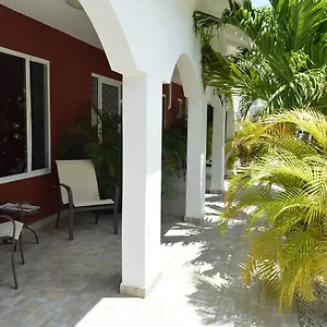 ladybugs-apartments.comcaribbean.com/